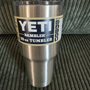 Yeti Rambler 30 oz